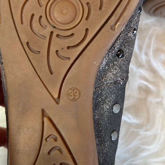 YKX&CO Gray Cloth Studded Round Toe Ballet Flat Size EU 39 - Picture 8 of 13